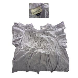 Universal Thread White Eyelet Flutter Sleeve Blouse (Size M)